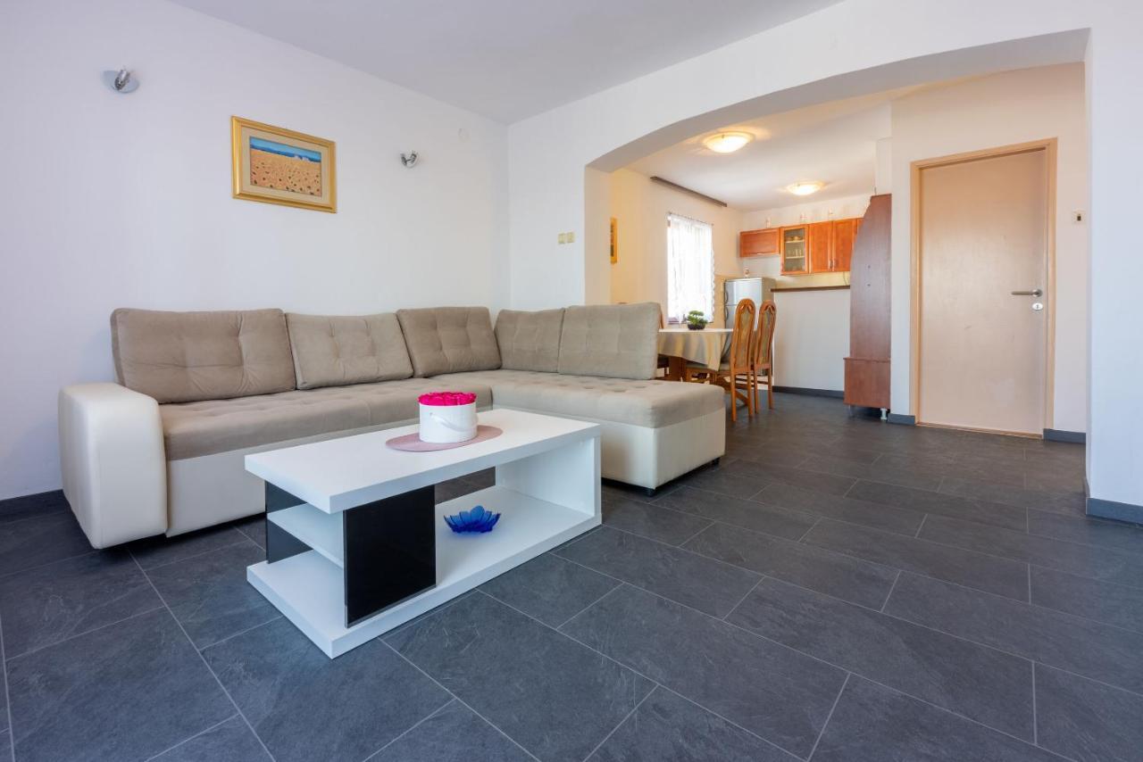 Apartments Filip Цриквениця Екстер'єр фото